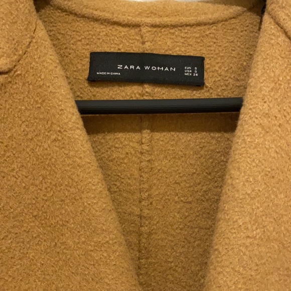 Beautiful Zara Coat - Picture 3 of 7